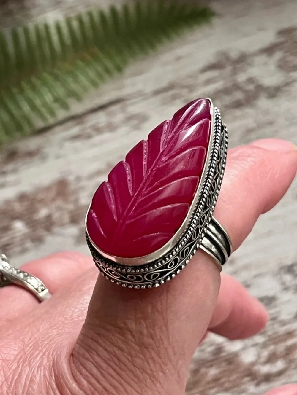 Teardrop Ruby Carved Leaf Gemstone Silver Ring Sz 7.5